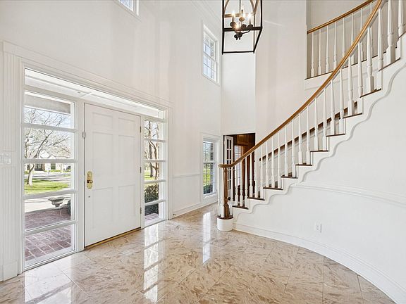 2nd image of 6611 Riva Ridge Dr