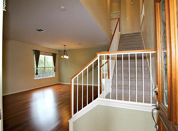 3rd image of 16720 Brayton Park Dr