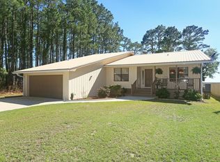 825 Watson Rd, Freeport, FL 32439