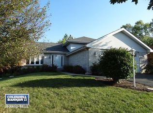 1238 E Collingwood Dr, Lockport, IL 60441