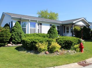 1220 Pinto Ln, Grayslake, IL 60030
