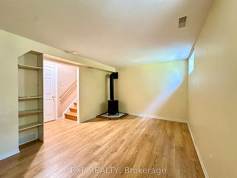 35 Barra Ave — Photo 25