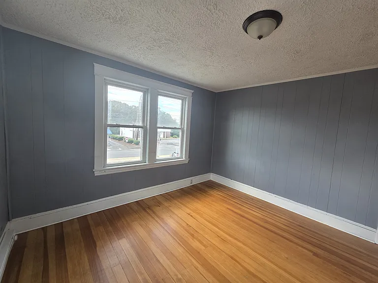 91 Broad St #2 — Photo 8