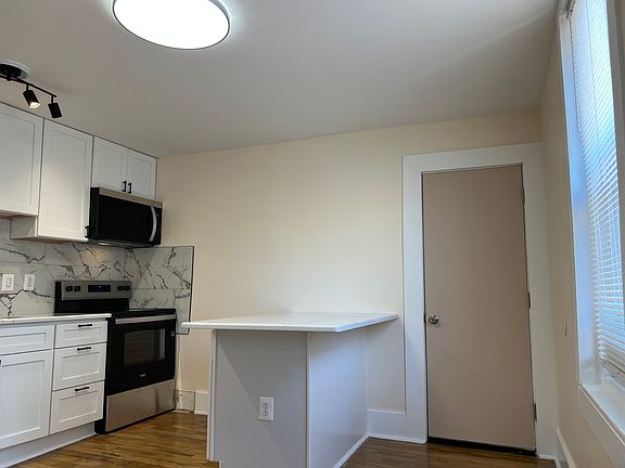 2nd image of 872 Perkiomen St #3