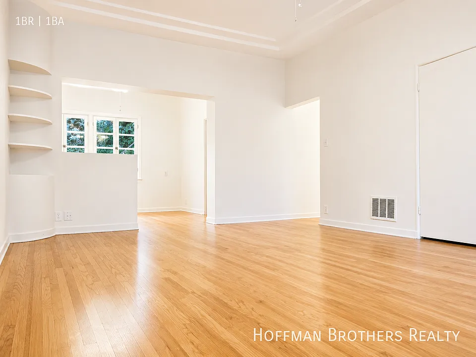 909 S Serrano Ave #14
