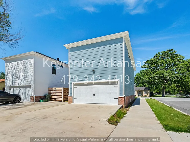 1434 N Oakland Ave — Photo 25
