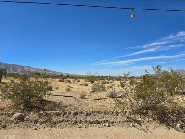 88 Cody Rd #24, Lucerne Valley, CA 92356