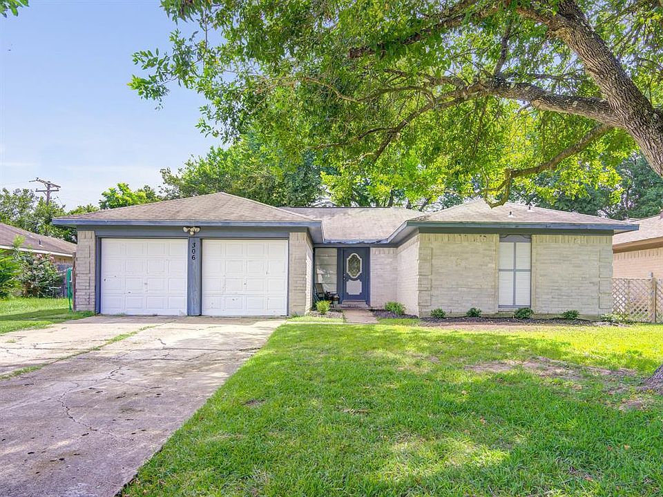 1st image of 306 Windward Dr