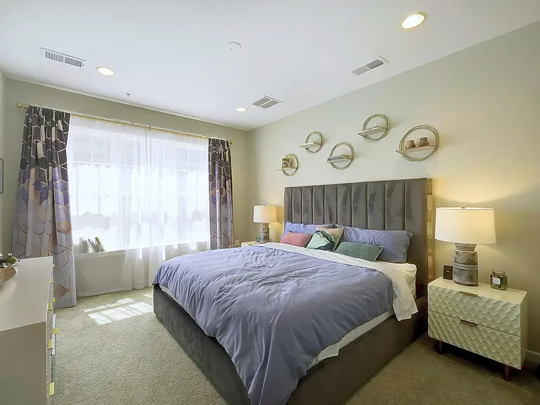 719 Parkside Pl NE — Photo 18