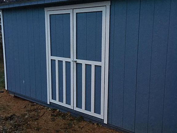 5th image of 140 2nd St SE
