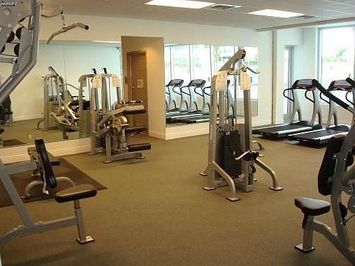 3rd image of 1750 N Bayshore Dr APT 4701