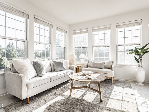 4th image of 8977 Stonewick Way