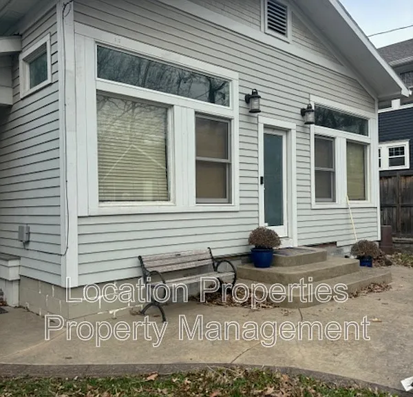 1704 Mississippi St — Photo 9