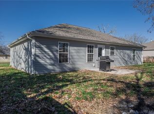 207 N Wall St, Goodman, MO 64843