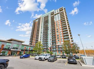 215 Queen St E #1501, Brampton, ON L6W 0A9