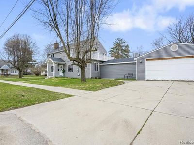2601 Illinois Ave, Flint, MI, 48506