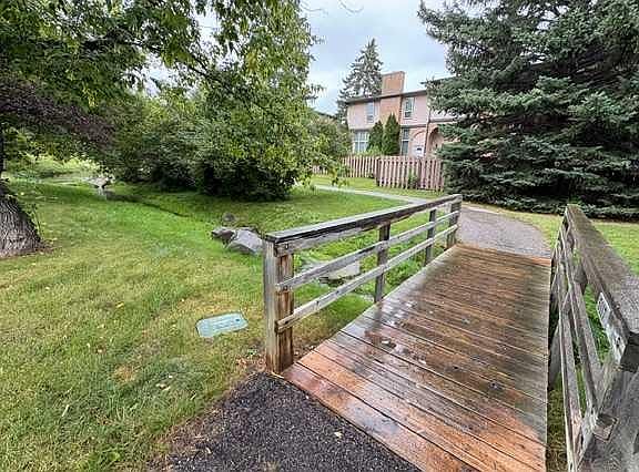 2nd image of 1011 SE Canterbury Dr SW #25