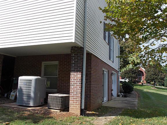5th image of 1918 Belvedere Ct