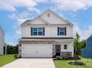 6717 Fairford Dr, Charlotte, NC 28215