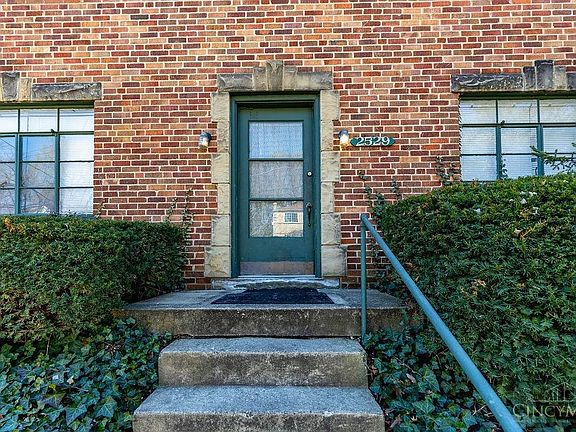 3rd image of 2529 Williams Ave