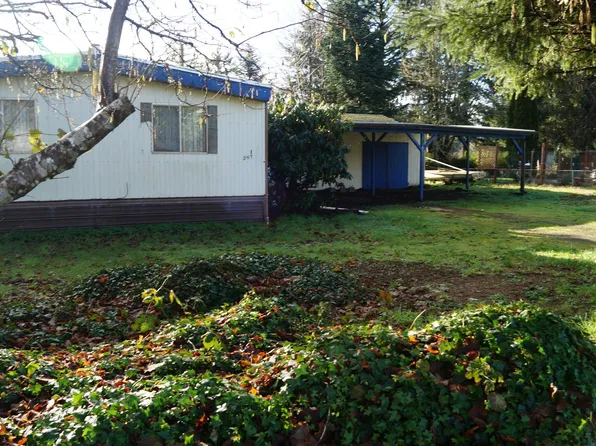 341 SE Swan Ave, Siletz, OR 97380