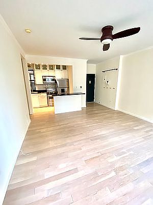 5th image of 220 W 111th St APT 3A