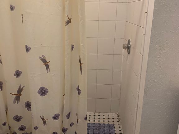 5th image of 2921 SW 36th Ct Floor 2