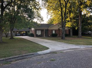 2108 N Sutherland Dr, Montgomery, AL 36116