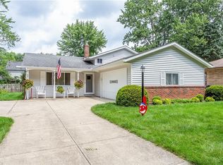 24018 Vincent Dr, North Olmsted, OH
