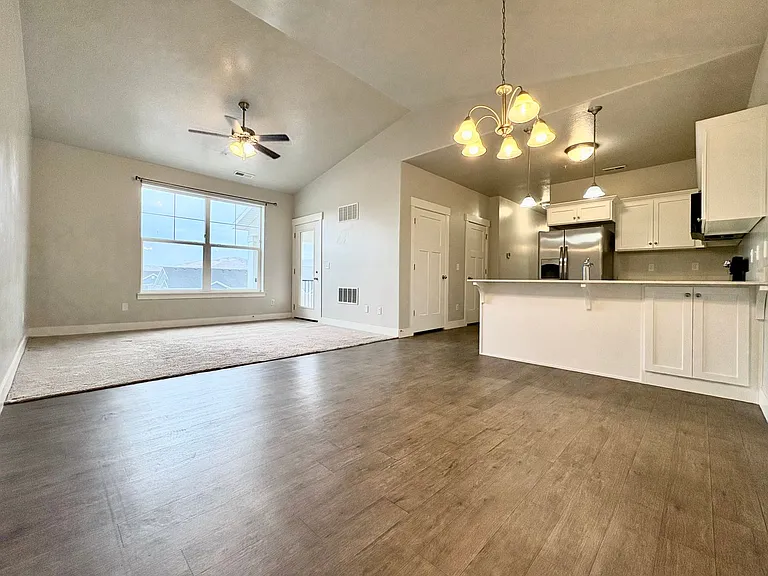 4216 W 1530 N #BB304 — Photo 1