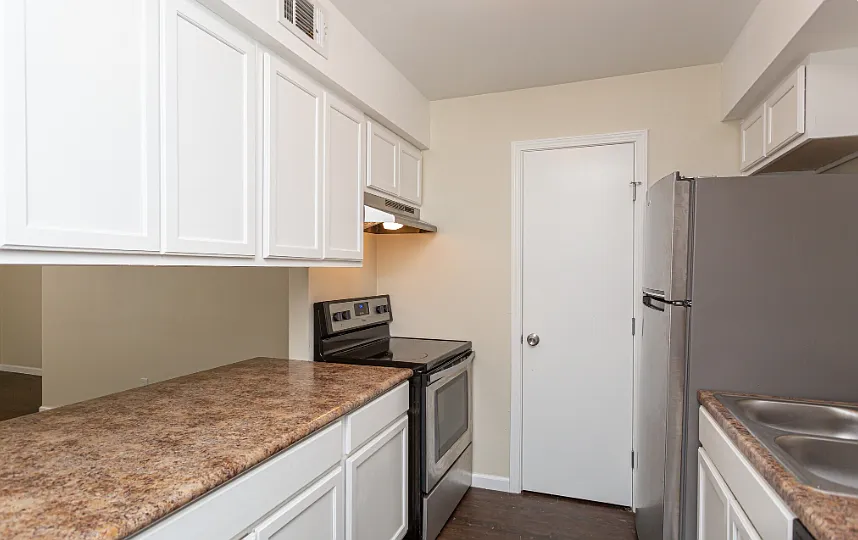 Cedarwood Apartments