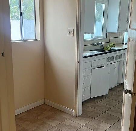 4th image of 7025 Seville Ave #F
