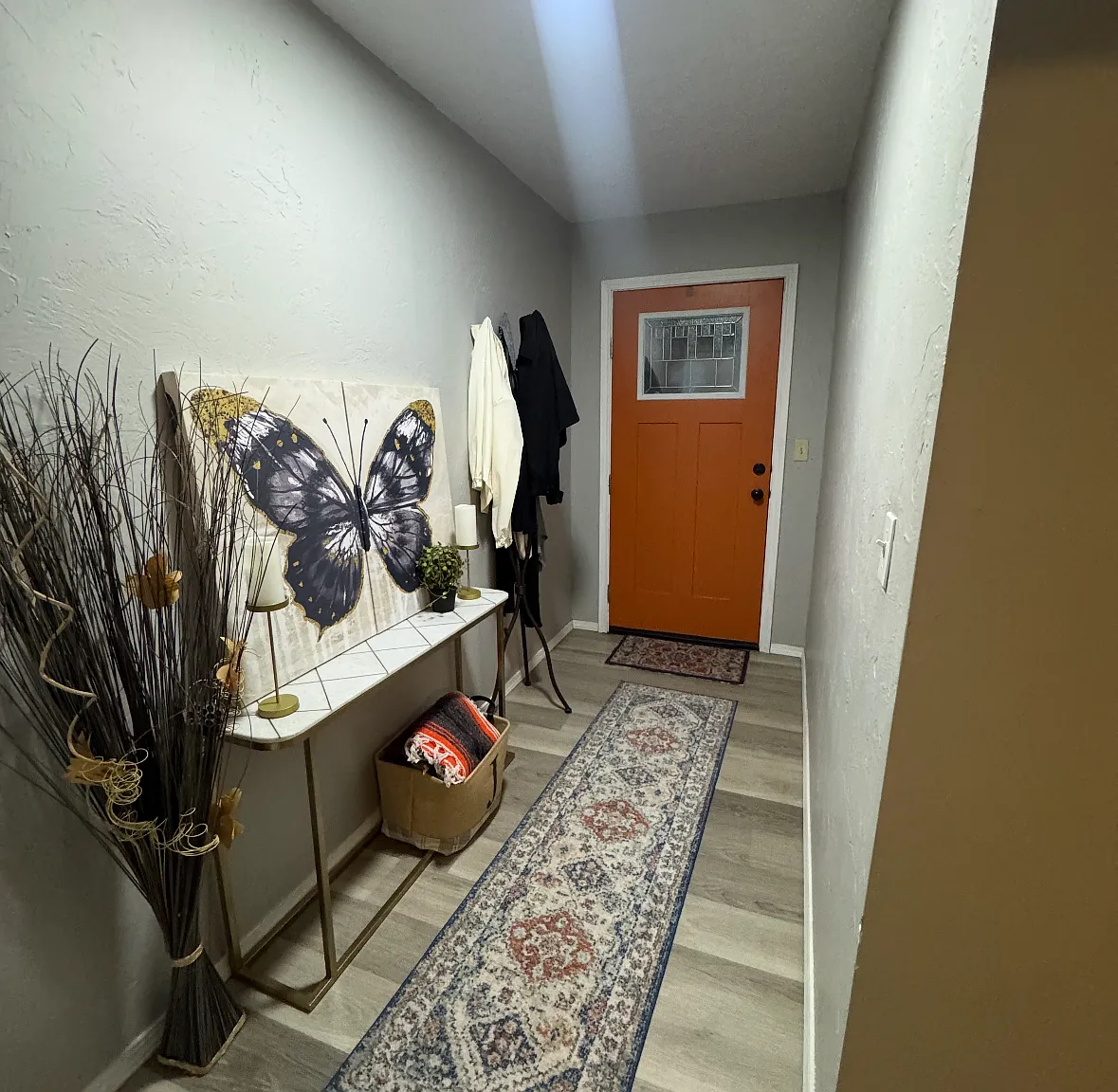 3 bed, 1310 sqft, $1,850 — Photo 2