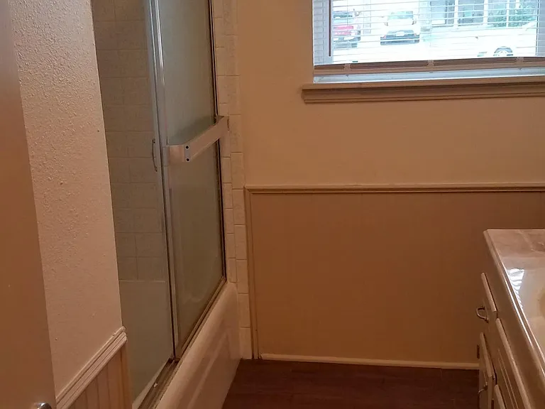 406 Gayclifee Ter — Photo 12