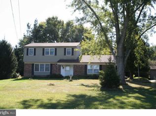 211 New Galena Rd, Chalfont, PA 18914