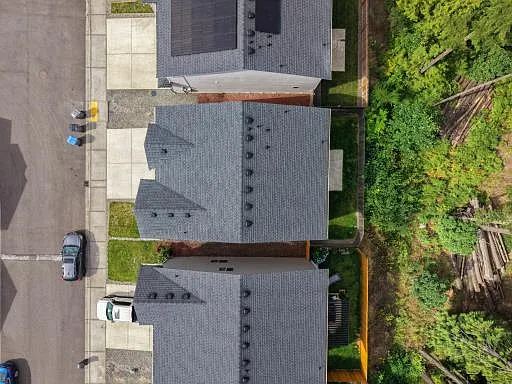 2351 SE Kelby Cir — Photo 31
