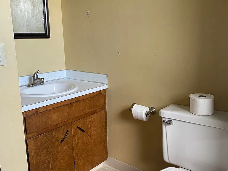 970 Box Ave — Photo 5