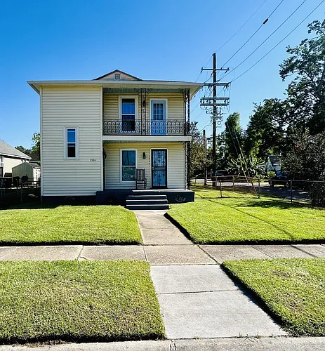 1544 Mandolin St Photo 1