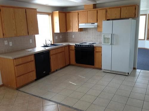 2nd image of 5601 NE 55th Ave