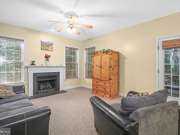 5th image of 11710 Geranium St
