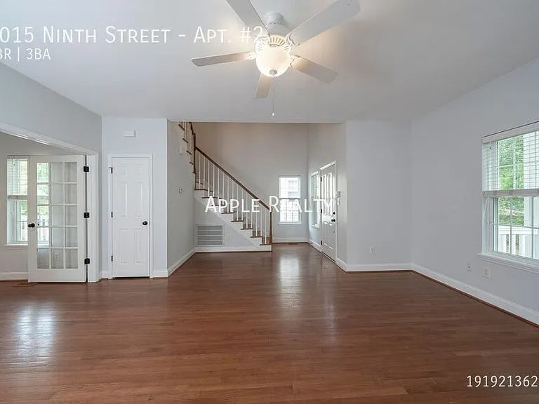1015 9th St #2 — Photo 4