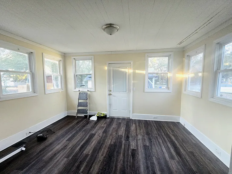 1524 Crapps Ave — Photo 17