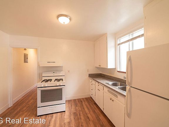 3rd image of 1049 43rd St #A