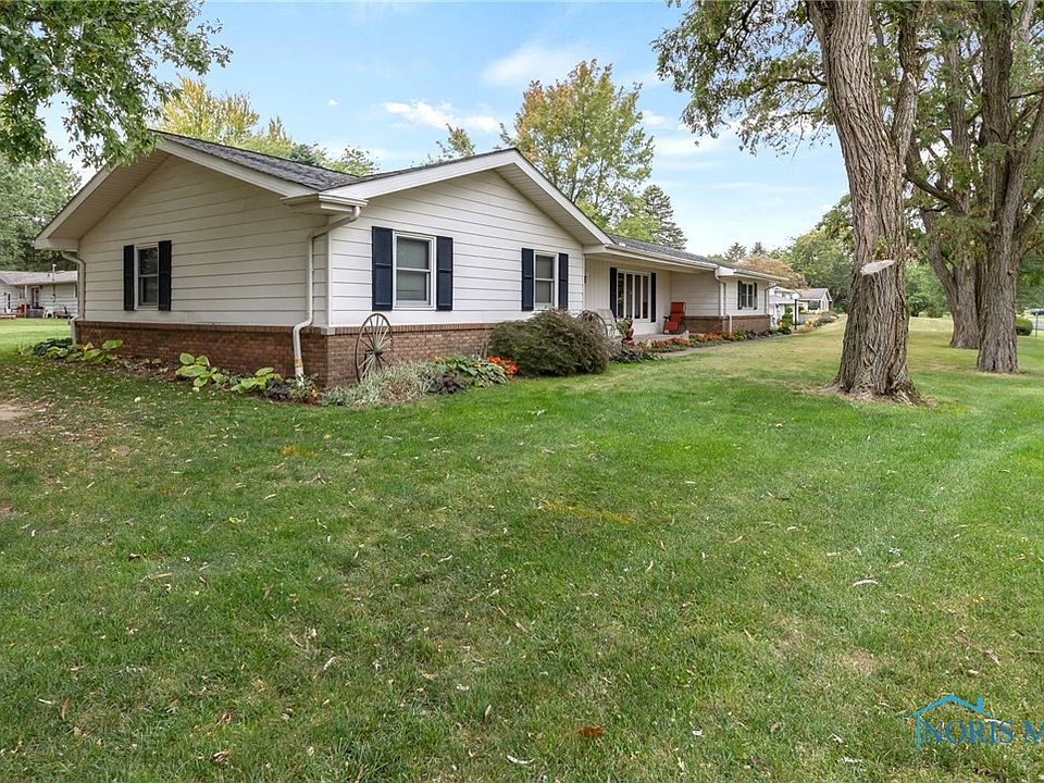229 West Dr, Wauseon, OH 43567 MLS 6107501 Zillow