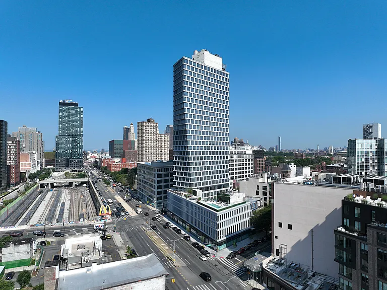 545 Vanderbilt Ave #21I — Photo 20