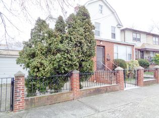 21400 36th Ave #2, Bayside, NY 11361
