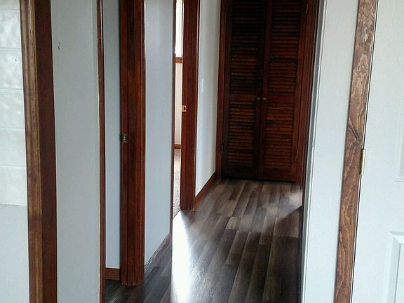 4th image of 503 Garden Ave