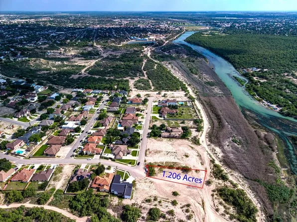 1763 Rio Dr, Eagle Pass, TX 78852
