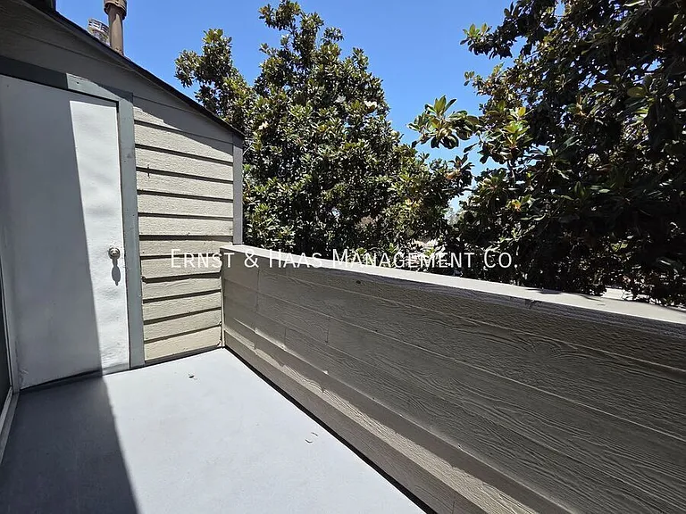 6673 Hammond Ave #G — Photo 20