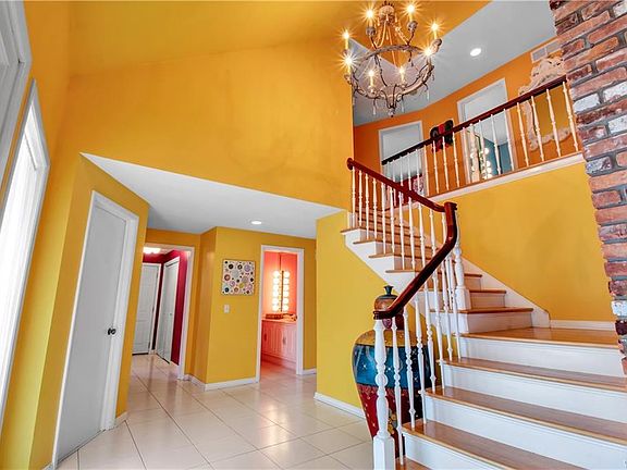 4th image of 107 Timberlane Dr
